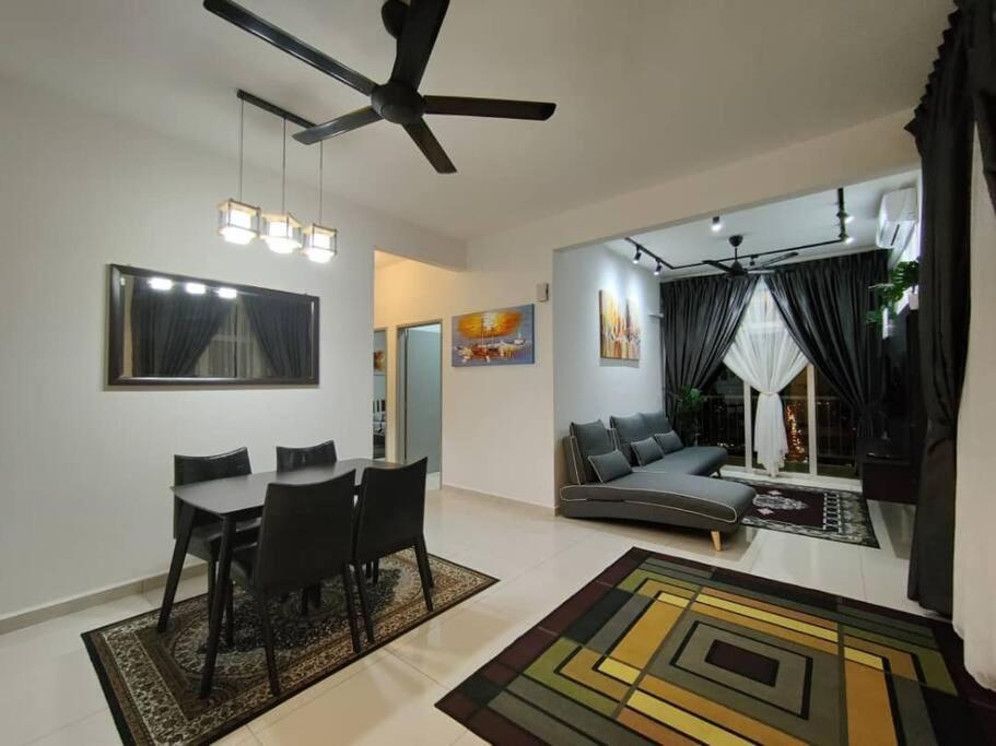 F&H Homestay,Ипох Екстериор снимка